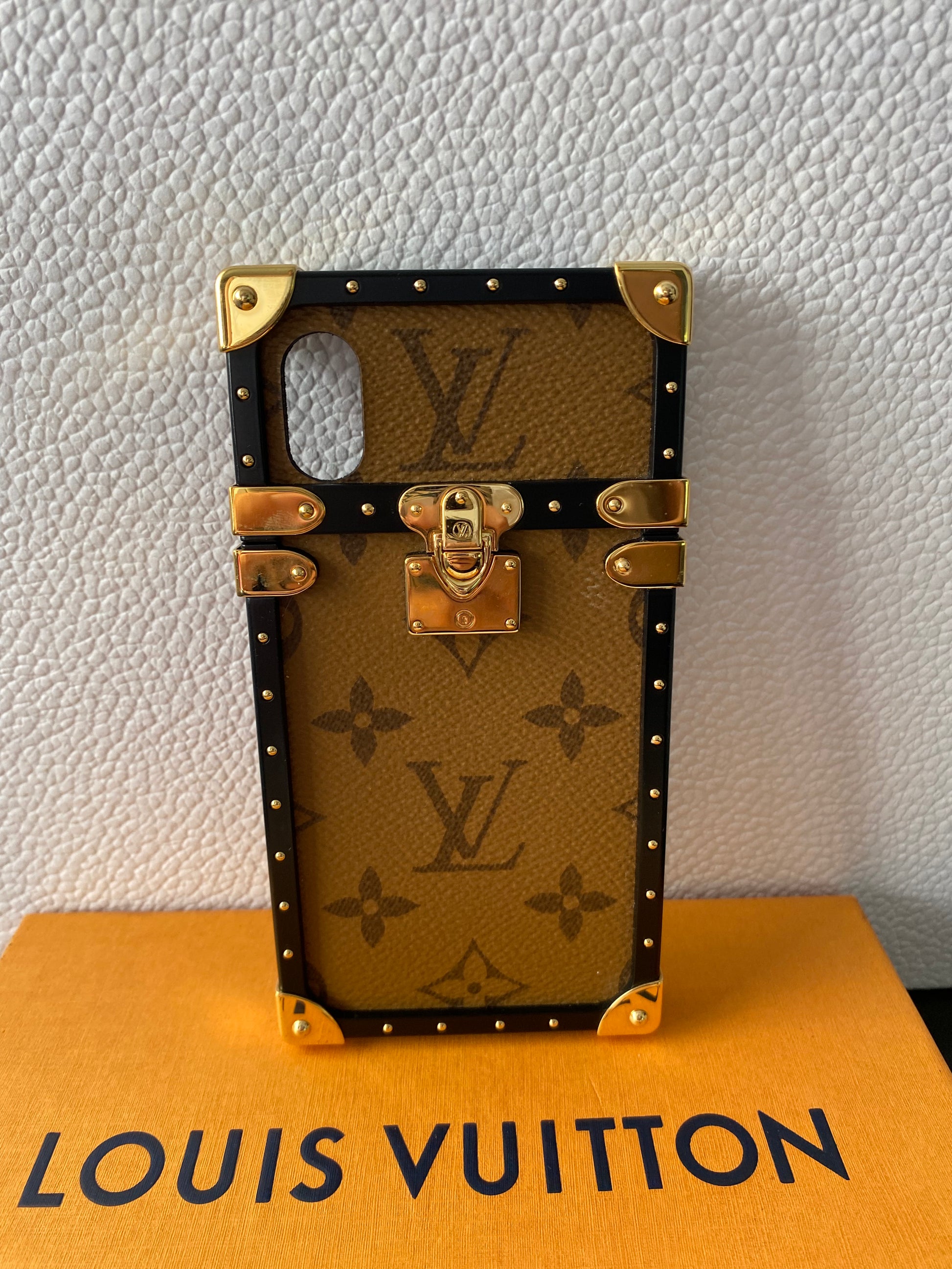 Authentic LV Eye Trunk pour iphone X case